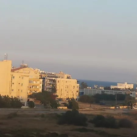 Sea View * Larnaca